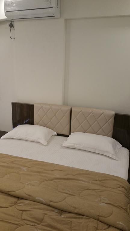 Arista Service Apartments Andheri Bombaj Zewnętrze zdjęcie